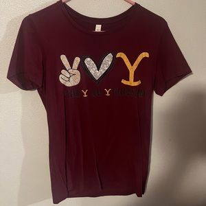 Womens Large Yellowstone shirt